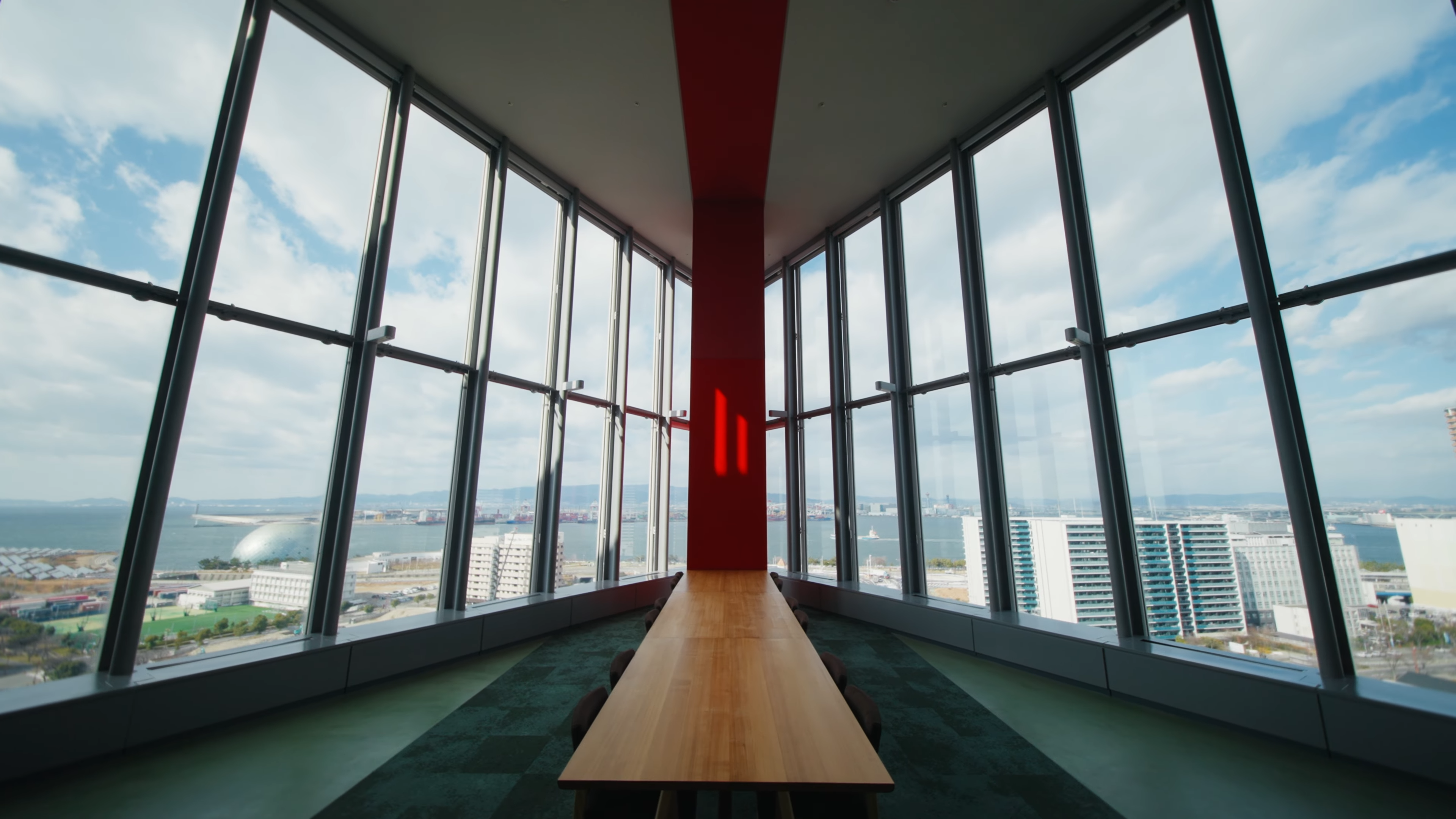 ATC Lounge Ocean View